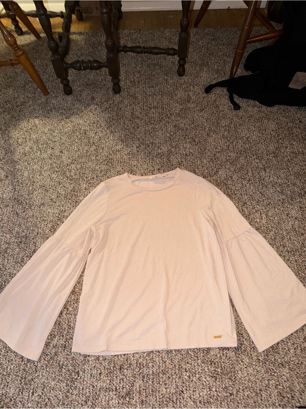 Calvin Klein Women’s Bell Sleeve Top - Light Pink